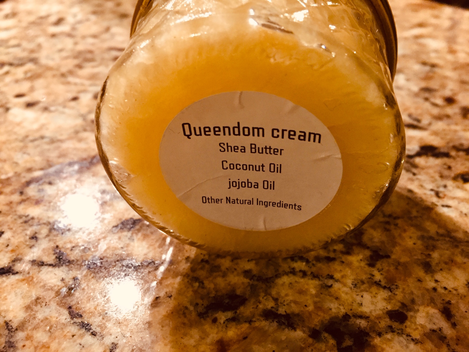 Queendom Cream - Image 3